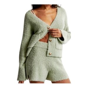 Abercrombie & Fitch NWT Boucle Sweater Short Size Large in Mint Green Retail $50